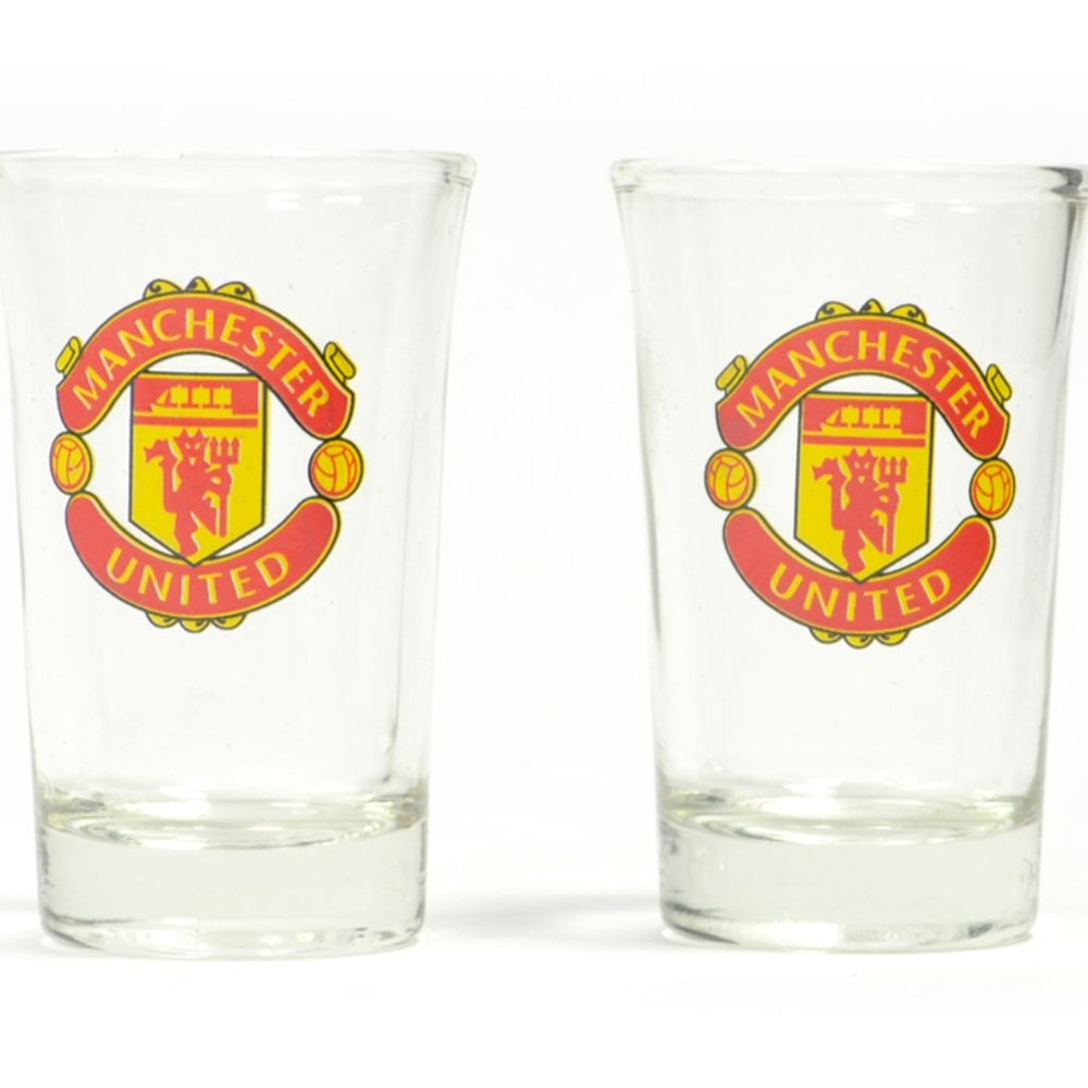 1 Pair of Manchester United Shot Glasses